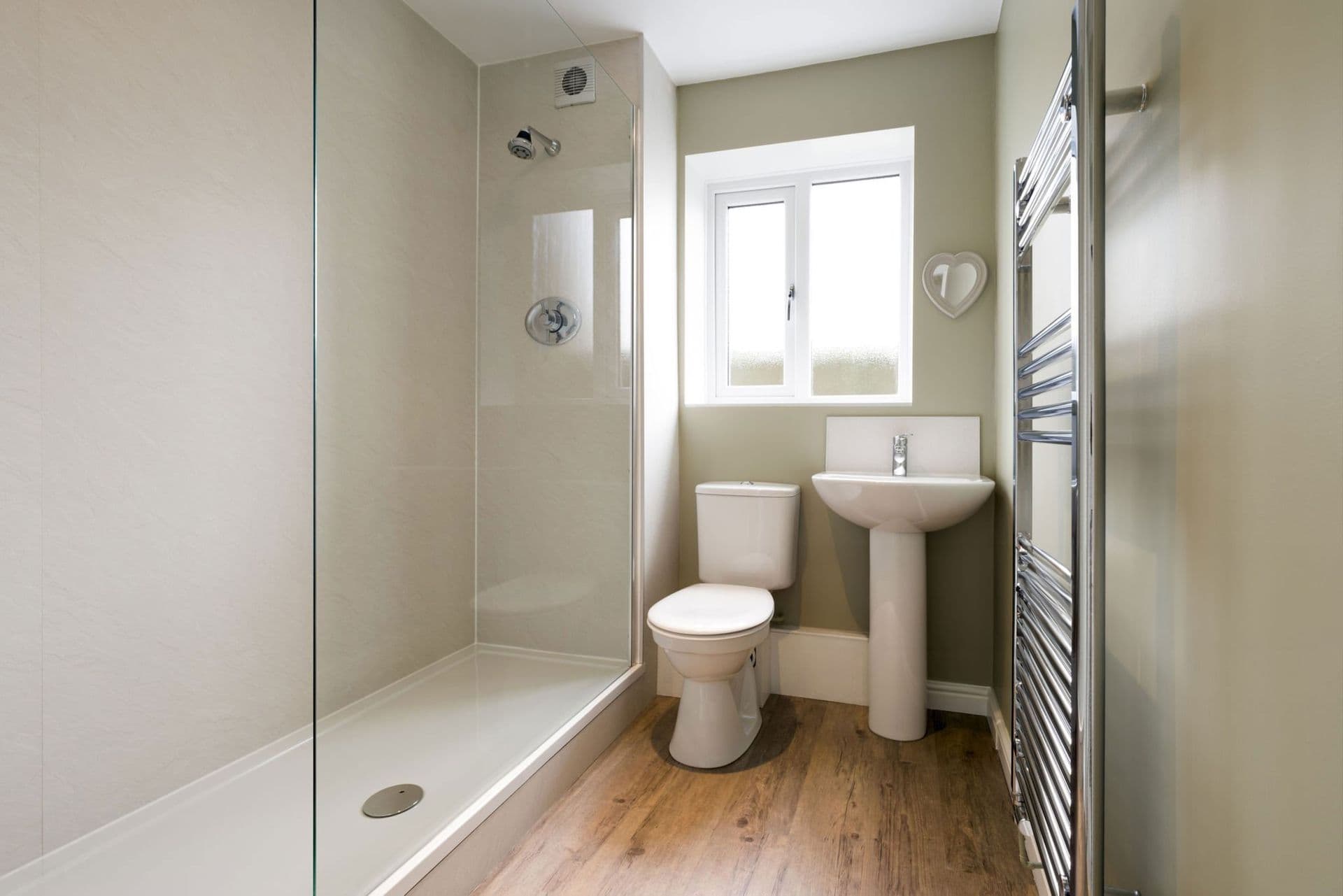 Acrylic Shower Panels in narrow bath