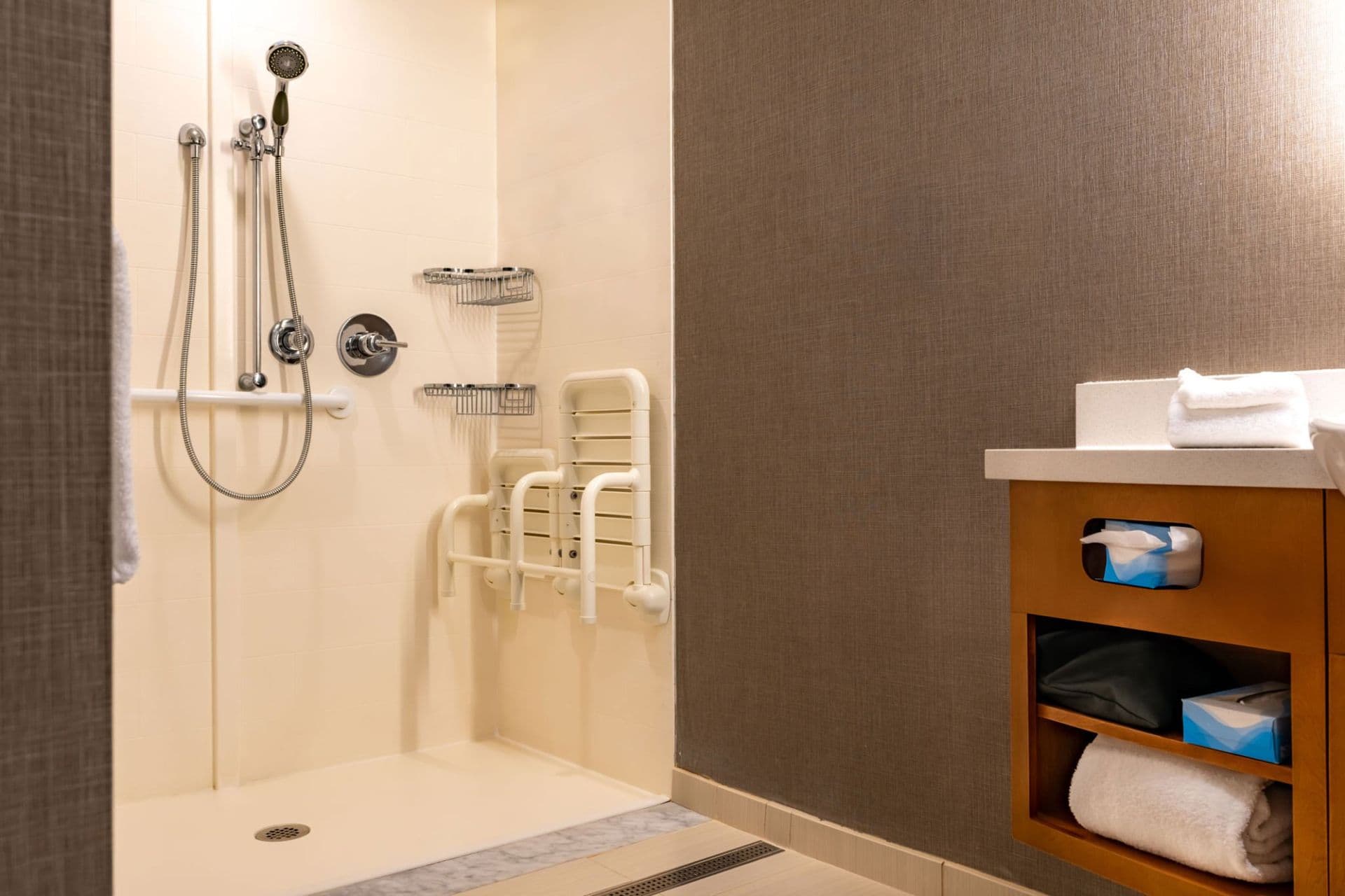 shower with folding seat